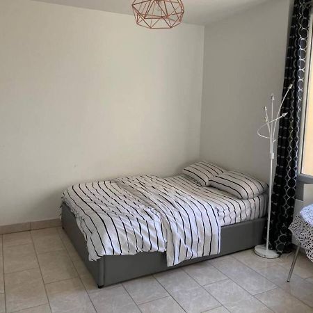 Magistic Studio Paris Montreuil Монтрёй Экстерьер фото
